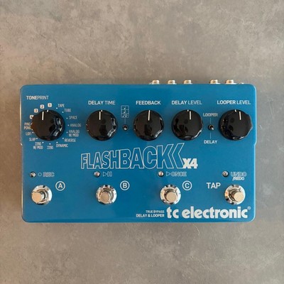 TC Elektronische Flashback X4 Verzögerung Looper Gitarre Effektpedal Gebraucht