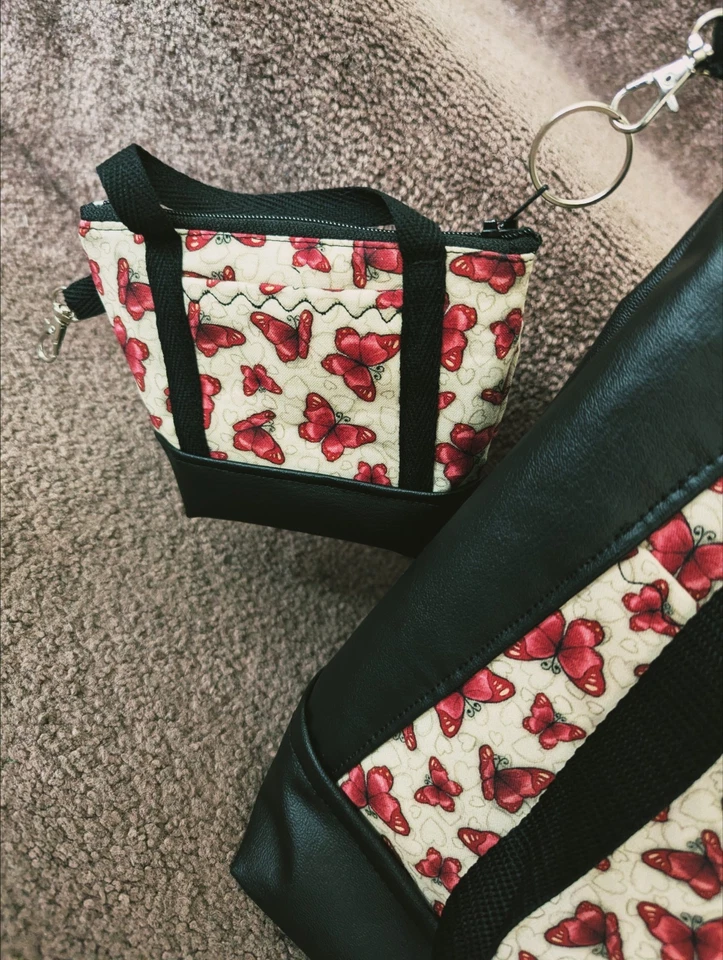 Bolso Mariposas Con Mini Llavero Cartera De La Colección GORJUSS  Foto 2 de 4