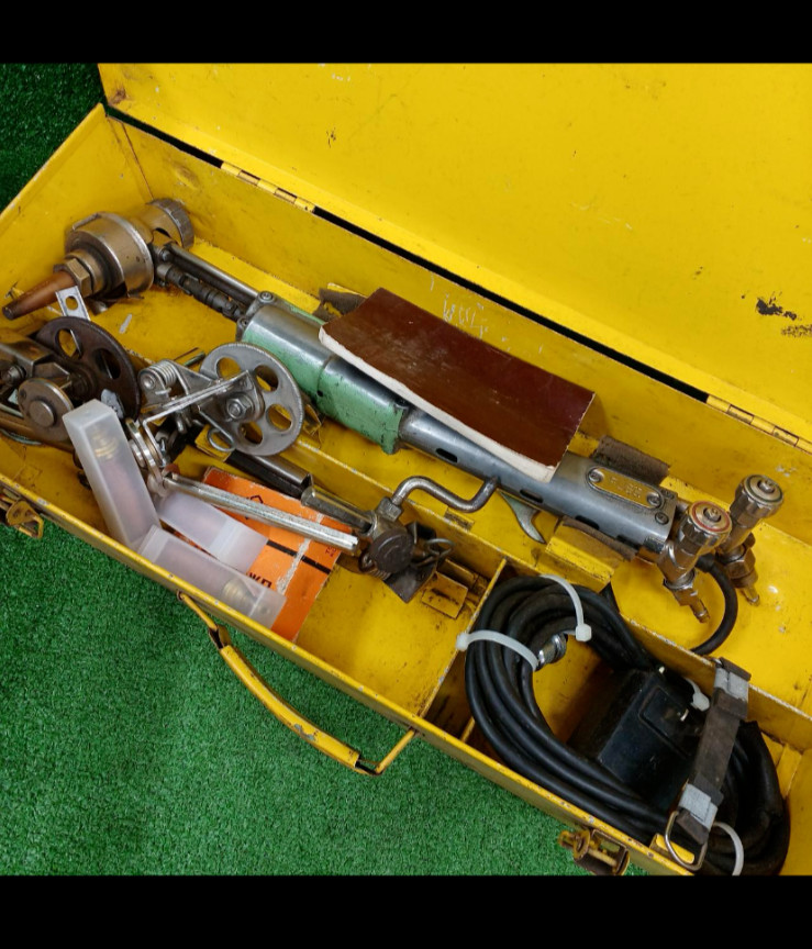 Koike Sanso Kogyo Co Handy Auto Kit Gas Cutting Torch & AC Koike Sanso Kogyo Co Handy Auto Kit Gas Cutting Torch & AC