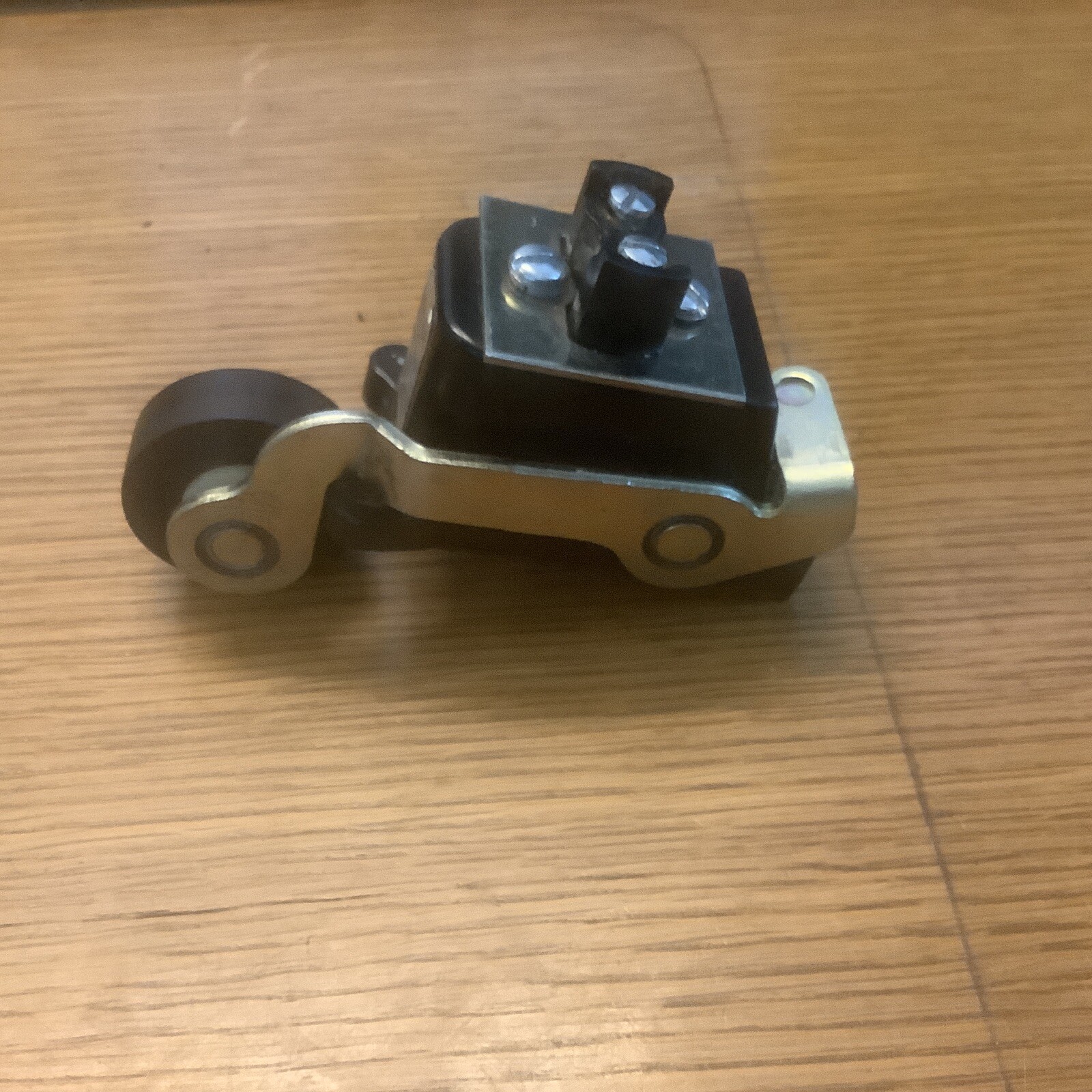 Picture 2 of 5