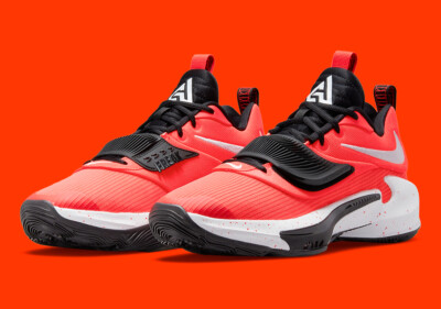 NIKE Zoom Freak 3 Tb ユニバーシティ レッド ホワイト Nike Zoom Freak 3 TB Bright Crimson Red White Black DA7845