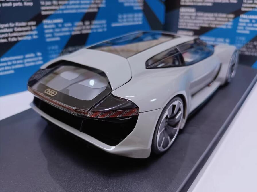 Autocult 1/18 アウディ PB18 e-tron AVENUE REVIEW: Avenue18 Audi PB18 e-tron Concept • DiecastSociety.com