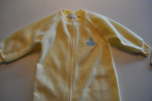 Vintage Carter’s Pajamas One Piece Yellow Fleece New with Tags - Picture 2 of 9