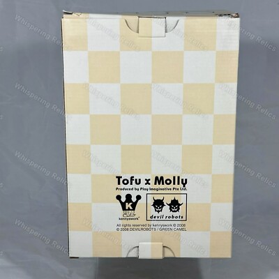 To-Fu Molly — Mother Version | Kenny Wong x Devilrobots | 2009