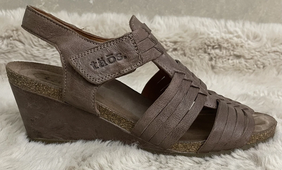Taos cheap walking shoes