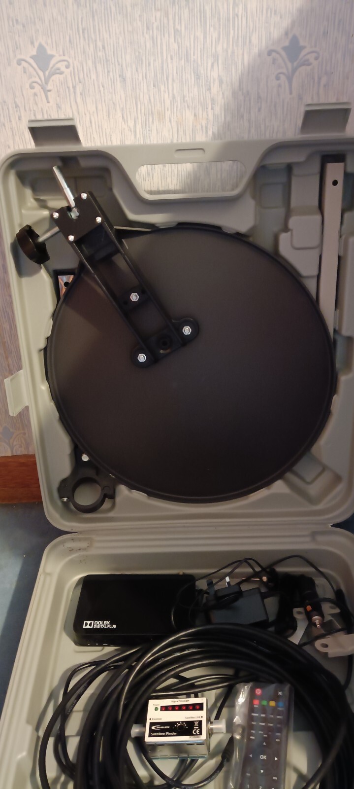 Philex Vision Portable Mini Digital Satellite System Caravan