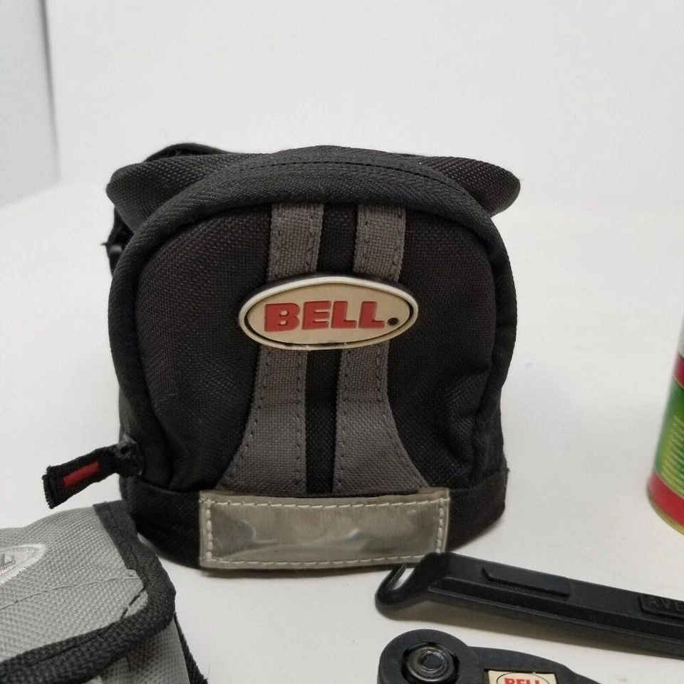 Kit de herramientas de reparación de bicicletas compactas Bell Emergency con estuche de transporte + extras Foto 2 de 4