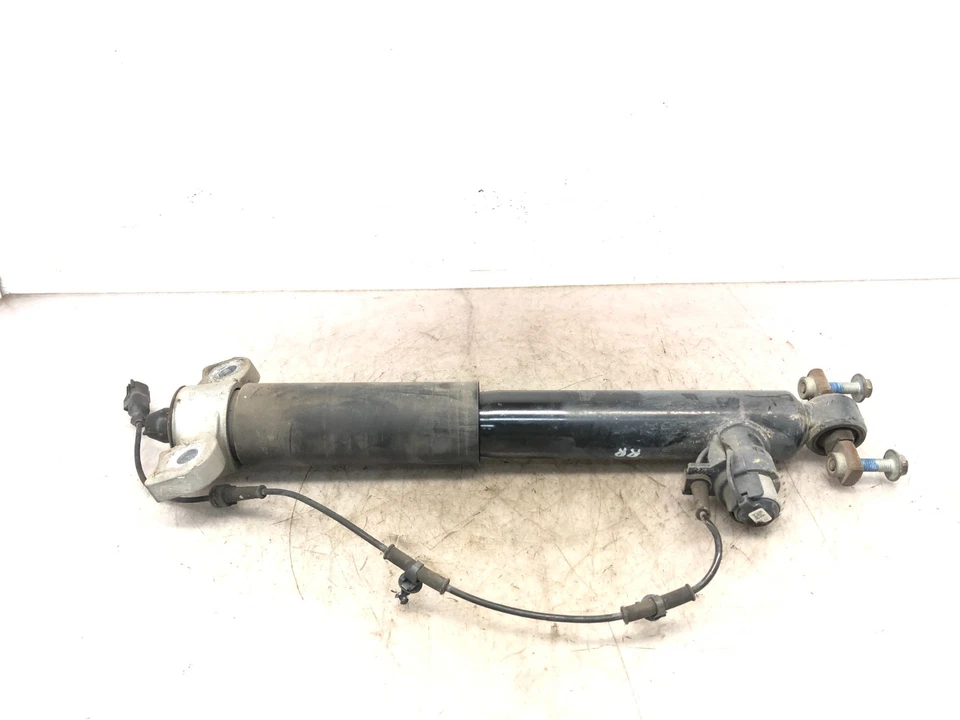 2017-2020 LINCOLN CONTINENTAL AWD RIGHT PASSENGER REAR SHOCK STRUT ABSORBER OEM - Image 3 of 4