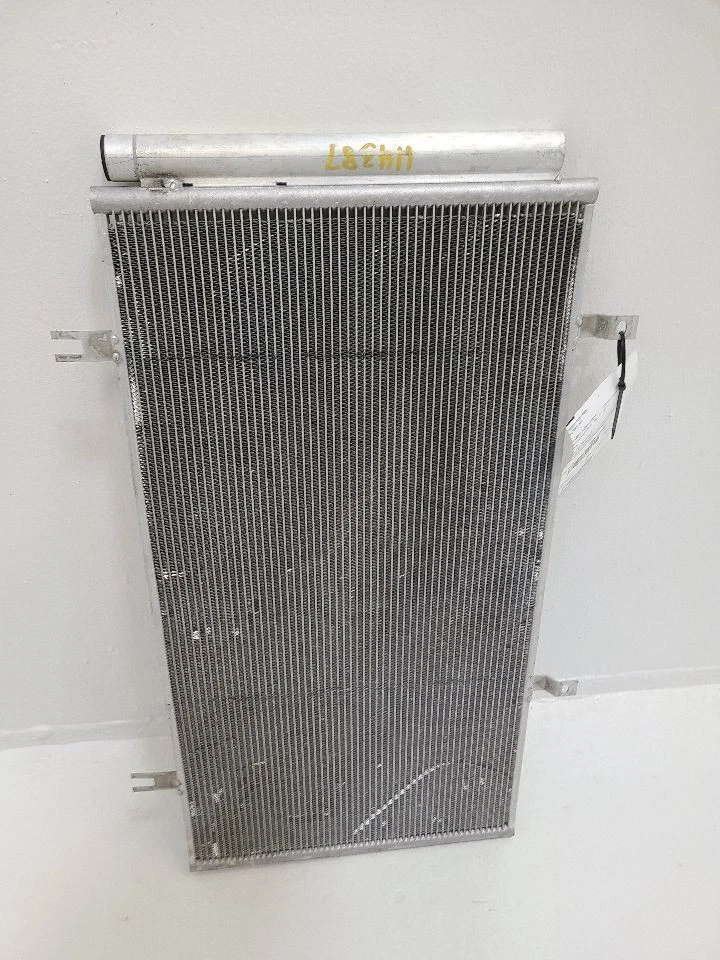 2009 2011 2012 2013 2014 2015 2016 TOYOTA VENZA AC Condenser - Image 4 of 4