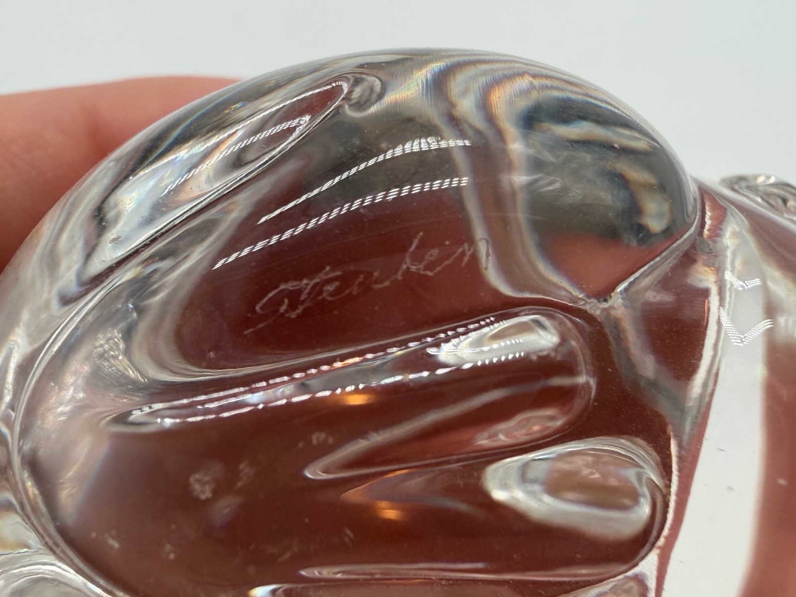 Steuben Clear Crystal Lloyd Atkins Design Frog Hand Cooler Paperweight Figurine