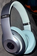 Beats by Dr. Dre Studio 2.0 Wireless Over-Ear Headphones Metallic Sky Blue Used