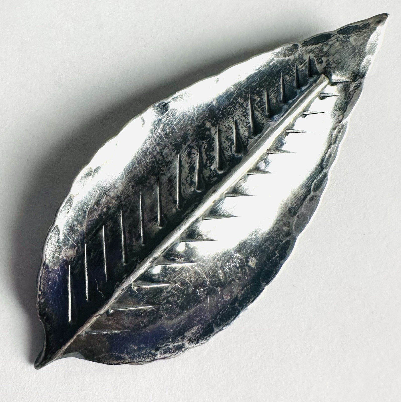 VTG Sterling Silver Hand Made Leaf Brooch Pin Hand Forged Unsigned Stuart Nye?