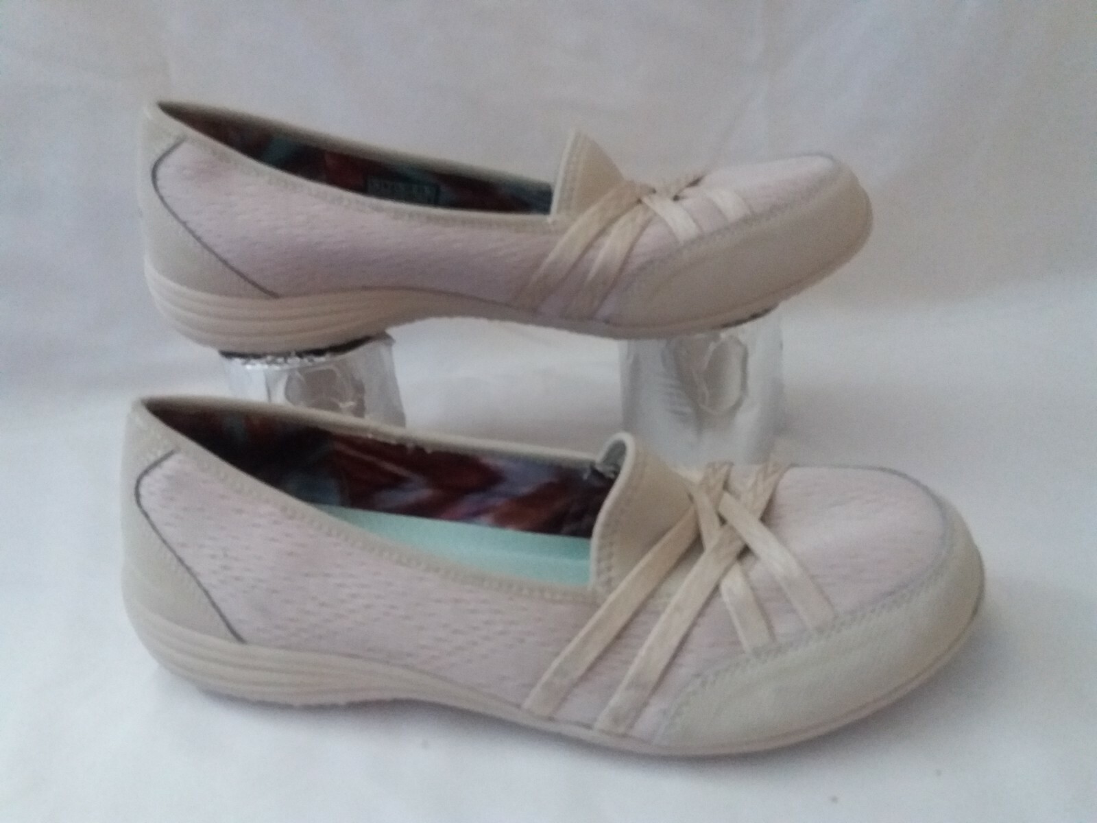 skechers classic fit air cooled memory foam womens