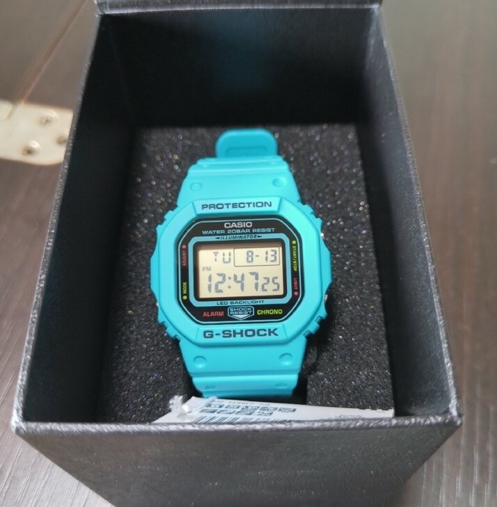 ②カシオCASIOGSHOCKDW5600UE1JFLED箱付新品未使用品 ②カシオCASIOGSHOCKDW5600UE1JFLED箱付新品未使用品 - メルカリ