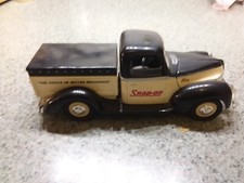 Snap-On Limited Edition 1940 Ford 1:24 Scale Die Cast Coin Bank Truck
