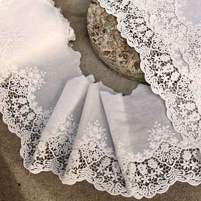 Lace Trim, Embroidered cotton Lace trim 7,5 In, Natural Off-white Eyelet Lace