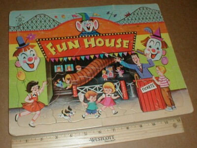 VTG Fun House Clowns Circus Amusement Park Sta-N-Place Childs Puzzle USA 13''inch