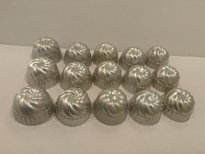 Vintage Individual Small Aluminum Jello Gelatin Cake Molds - Set of 15