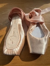 Professional Ballet Pointe Shoes Pink Dancing   Ballet Shoes with Ribbons