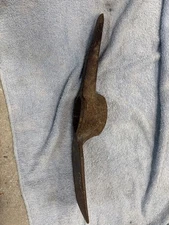 Vintage GRUB HOE HEAD PICK AXE  TOOL MATTOCK 17”total 2.75 Lb
