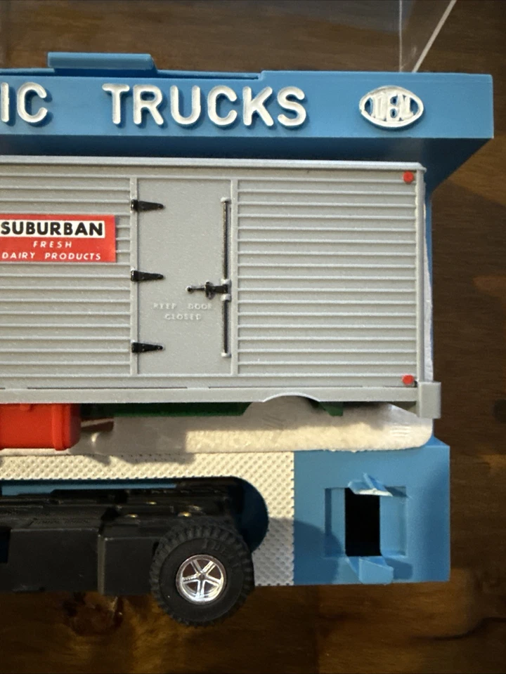 Camión suburbano motorizado RARO en estuche EXCELENTE estado Foto 3 de 4