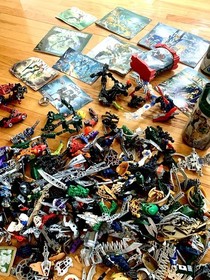 Huge LEGO Bionicle Bulk Lot Collection w/ Brutaka 8734 & Piraka Stronghold 8894
