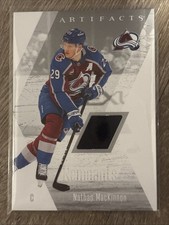 Maillot porté match 2025-26 UD Artefacts Hockey Nathan MacKinnon # nr-22 A