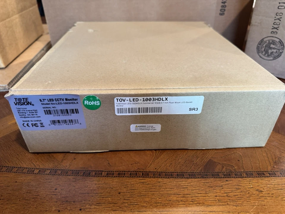 ToteVision LED-1003HDLX 9.7" LEDBacklit LCD Monitor Metal Chassis Wide Angle NIB - Image 2 of 4