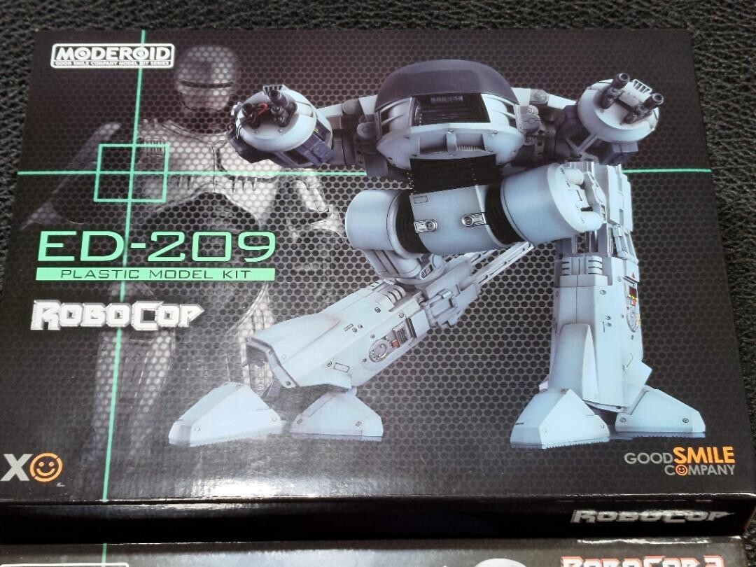2体セット】MODEROID ロボコップ 「ED-209」「ケイン」 MODEROID