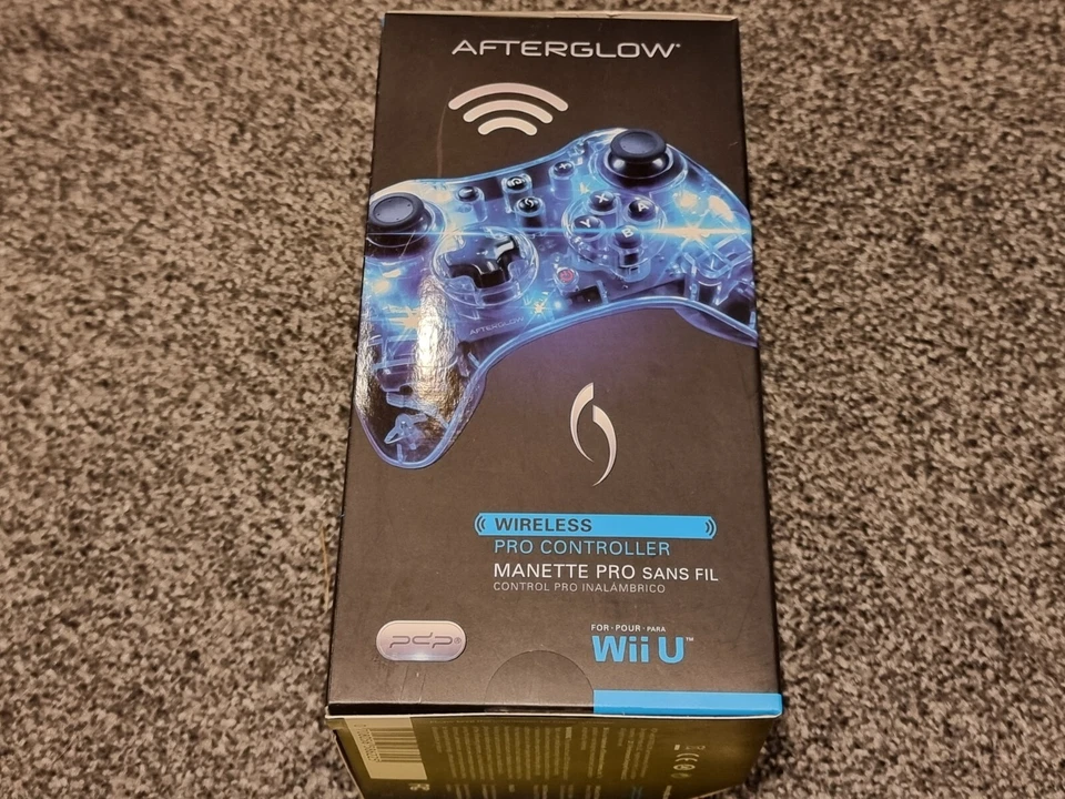 NINTENDO Wii U WIRELESS AFTERGLOW PRO CONTROLLER LED GAMEPAD USB BRAND NEW Clear - Image 4 of 4