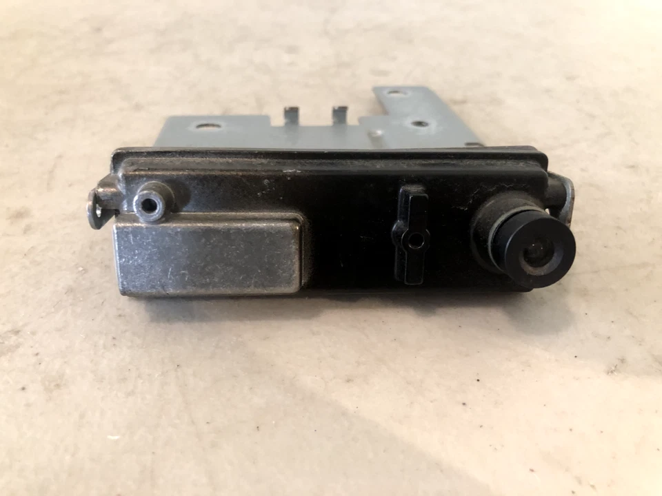 Infiniti M35 M56 M37 2012 montado en el techo carril salida cámara de advertencia OEM  Foto 2 de 4