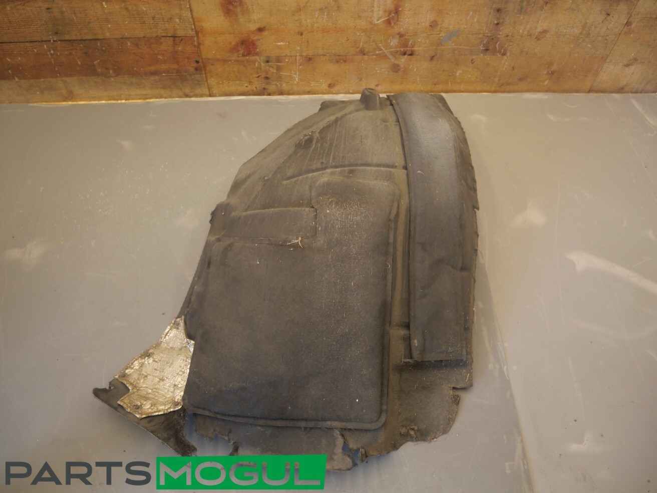2014-2021 MASERATI QUATTROPORTE FRONT RIGHT REARWARD INNER FENDER LINER OEM
