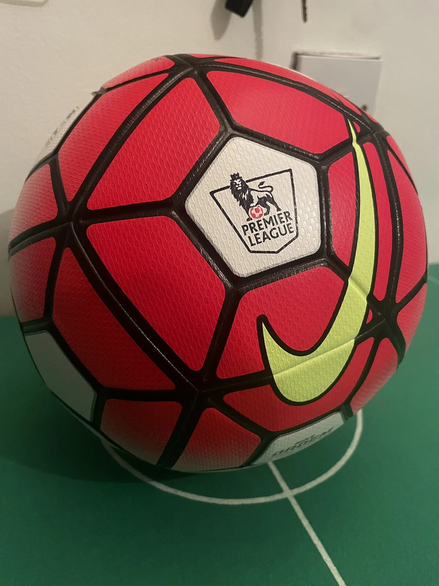 Nike strike premier league new arrivals