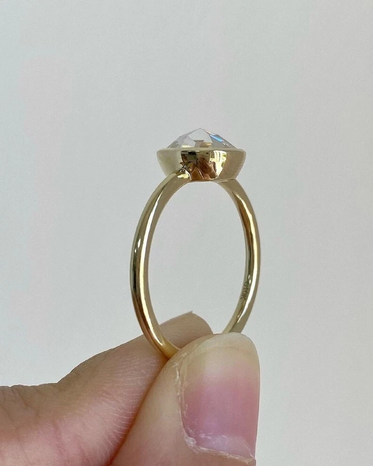 1 Ct Pear Cut Lab-Created Diamond Solitaire Engagement Ring 14K Yellow Gold Over - Image 3 of 4