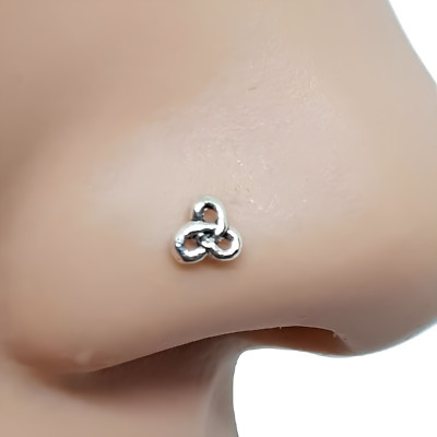 Incrocio Celtico Dell'oro Isolato Su Fondo Bianco Simbolo Di Religione Nodi Irlandesi D Ross Image147849647