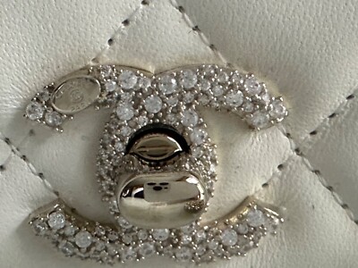 24SS CHANEL CC_31 チェーンウォレット ホワイト s-l400.jpg