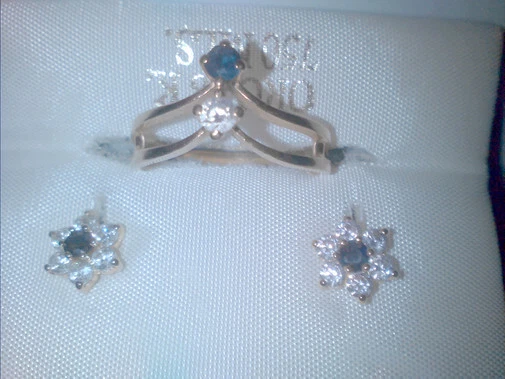 Conjunto pendientes y anillo oro 18 kilates - Imagen 2 de 3