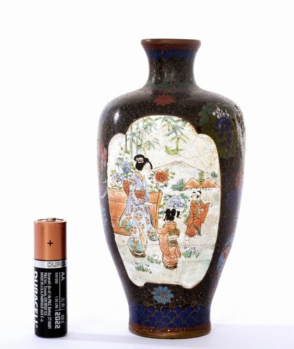 Vase geisha et samouraï japonais émaillé cloisonné années 1900 peint à la main - Photo 4 sur 10