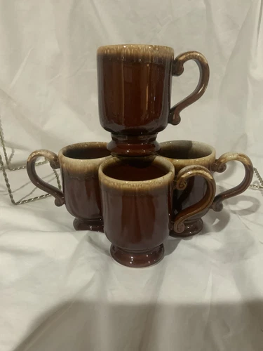 Set Of 4” Mccoy Drip Mugs Pedestal