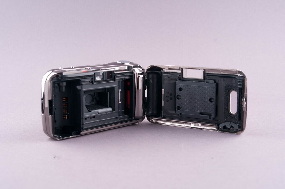 Olympus Mju I Limited Edition Quartz Date 35mm Point & Shoot Olympus Mju I Limited Edition Quartz Date 35mm Point & Shoot