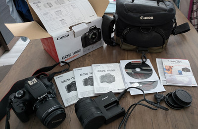 Canon EOS 1100D DSLR-Kamera Set 18-55mm Objektiv Tasche Zubehör schwarz