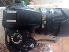 NiKON D3200 CAMERA 18-195 mm