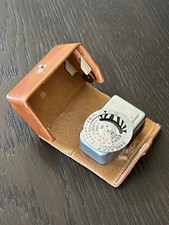 Vintage ARGUS L44 Light Meter in original leather case made in West Germany