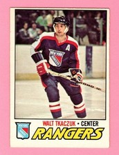 1977-78 O-Pee-Chee #90 Walt Tkaczuk New York Rangers - See Pics