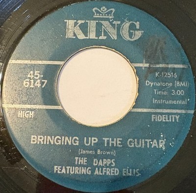 The Dapps Featuring Alfred Ellis  Bringing Up The Guitar 1968 King 45-6147 GOOD+