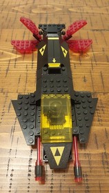 2in1. Vintage LEGO Space Blacktron Invader (6894) and Blacktron Alienator (6876)