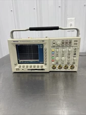 Tektronix TDS 3054B 500MHz 5GS/s 4 Channel Digital Phosphor Oscilloscope (DDX11)