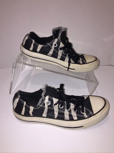 converse zebra low