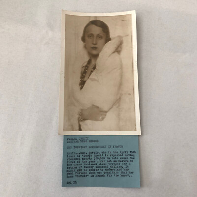 Press Photo Photograph Beautiful Woman Gambler Paris France 1920s Sports Betting