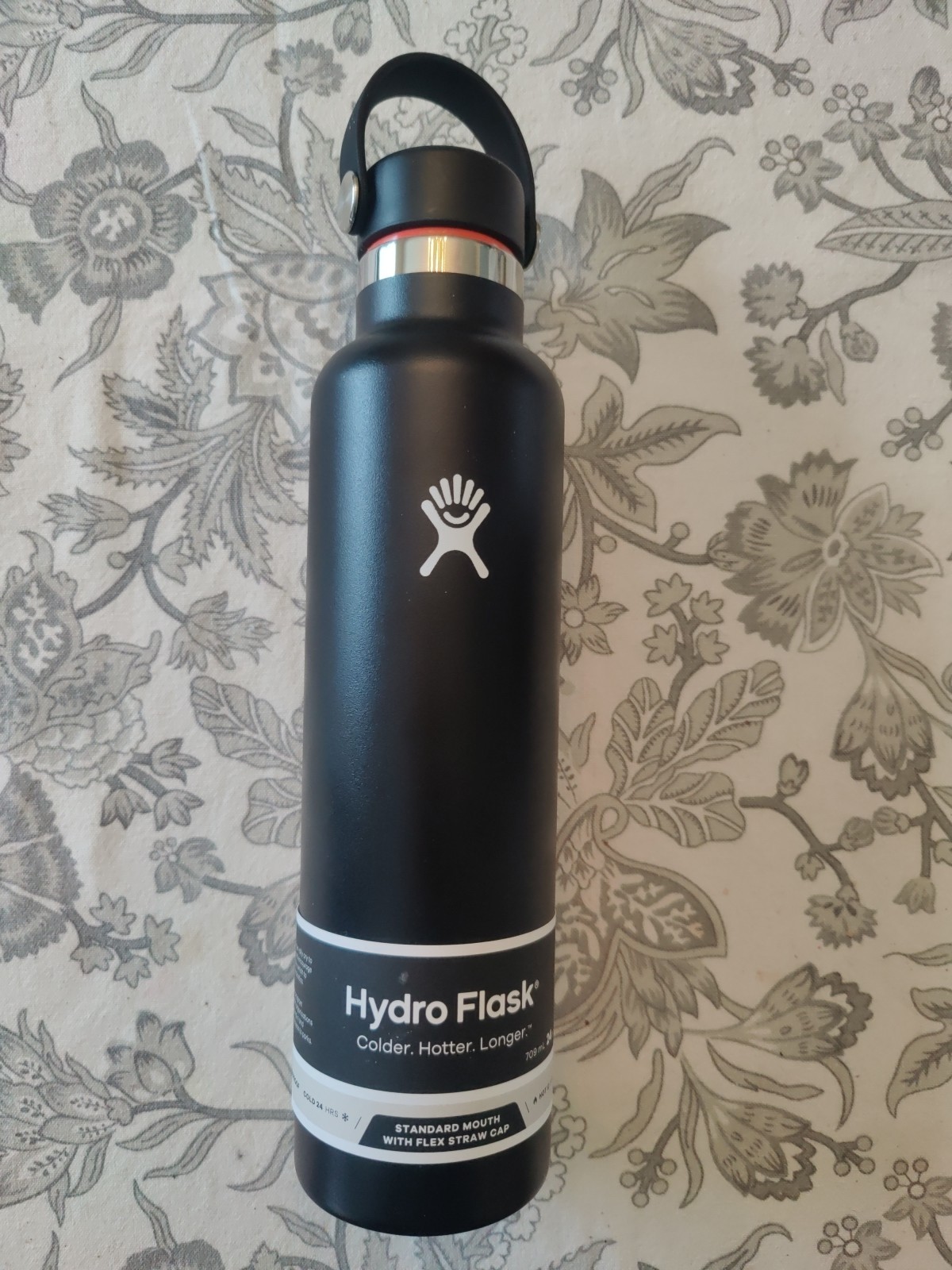 Hydro Flask 24 oz Standard Mouth Bottle with Flex Straw Cap 